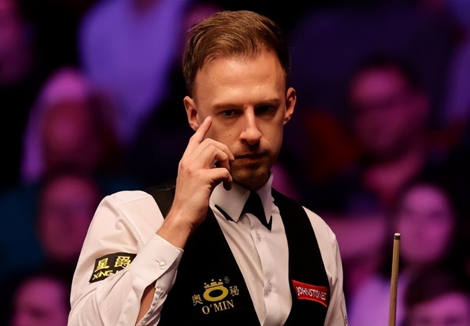 球拨向界内 球拨向界内