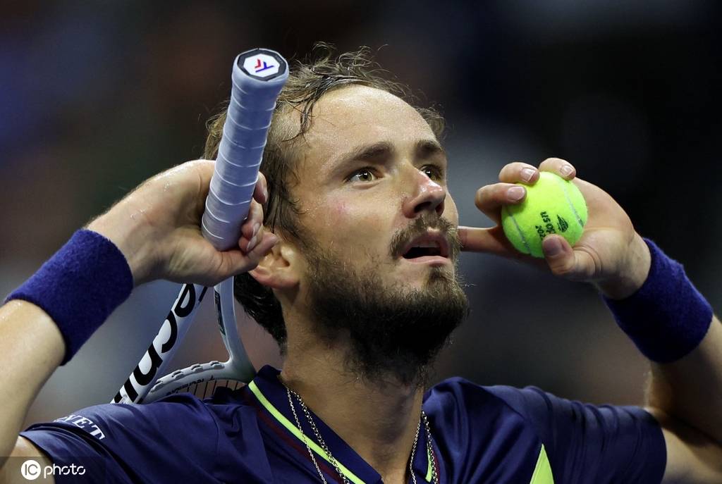 图片报：拜仁今夏有意引进扬-迪奥曼德